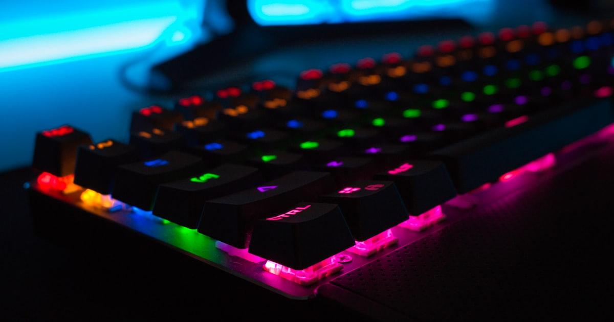 VPN voor gaming: DDoS-bescherming, geo-ontgrendeling en lage latency